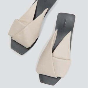 St. Agni Padded Twist Slide - Ecru